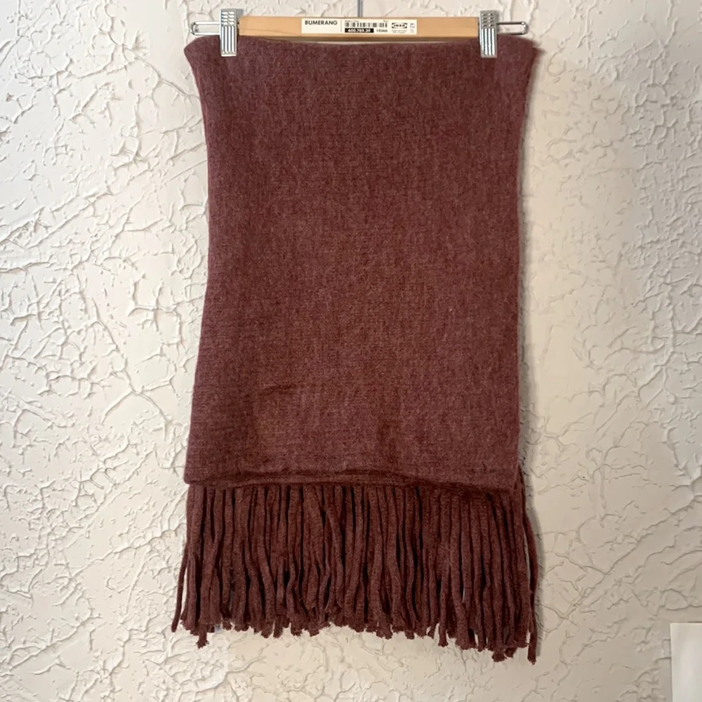 Steve Madden NEW Blanket Wrap Scarf Maroon OS Cozy Soft Comfortable
